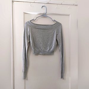 Gray Long Sleeve Cropped Sweater with Loose Neckline by Express. Size Medium.